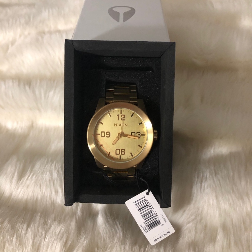 Nixon oversized gold watch. NWT.